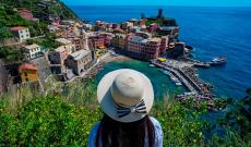 Ferie estive con le dita incrociate