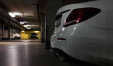 Auto ferma in garage, cosa succede e come evitare danni costosi