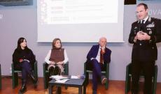 “Una rete per non lasciarle sole”