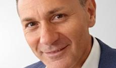 Muore all'improvviso alla cena degli auguri