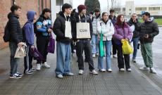 In oltre 400 alla ricerca di futuro