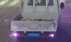 Buttano per strada quattro quintali di rifiuti