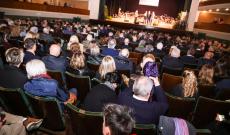 Teatro strapieno per i 100 anni della polizia in citt&agrave;