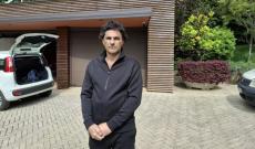 Pistola alla fronte dell'ex senatore, sequestrato per ore