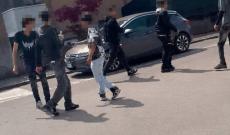 I maranza aprono il fuoco alla fermata: identificati