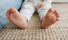 Treviso, salvata la gamba alla bimba ferita dal tosaerba