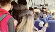 Bus pieni, genitori furibondi