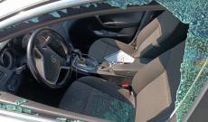 Spaccate sulle vetture e taccheggio nei negozi