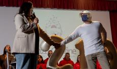 E&rsquo; l&rsquo;eroe dei bimbi che soffrono