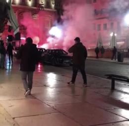 Fuoco e rabbia contro le nuove misure restrittive 