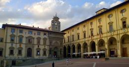 Arezzo, dove "la vita è bella"