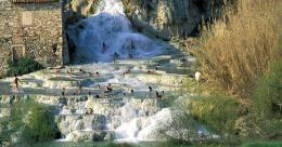Cascate di Saturnia, una Spa gestita da madre natura