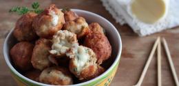 Polpettine di formaggio tenere e fritte
