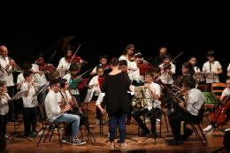 Sichirollo, l’orchestra è da applausi