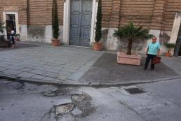 Piazza Duomo, dal mancato restauro al degrado