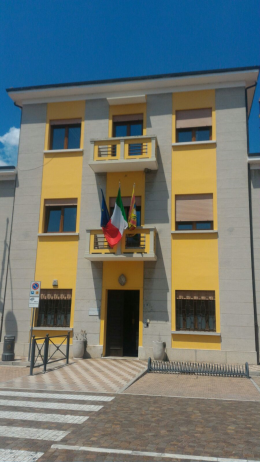 Sanificazione, alcuni servizi restano chiusi