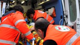 Grave incidente sul lavoro, operaio cade da quattro metri
