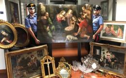 Operaio ruba quadri per 120mila euro nella casa in cui sta lavorando