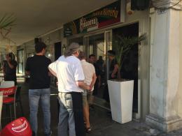 Notte di furti: colpiti bar e negozi