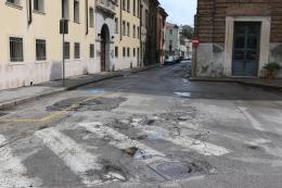 Strada e piazza da campo minato