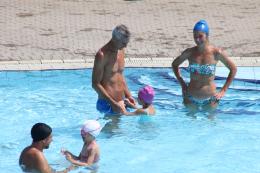 Tutti a mollo in fuga dal caldo