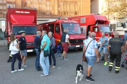 Vigili del fuoco in parata