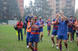 Bersaglieri, trionfo all'ultimo respiro