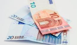 Fotocopiano le banconote da 20 euro, e ci pagano pure il pizzaiolo del paese