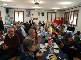 A tavola con gli “invisibili” per squarciare l’indifferenza
