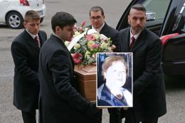 In tanti per l'ultimo saluto a Luciana Sattin