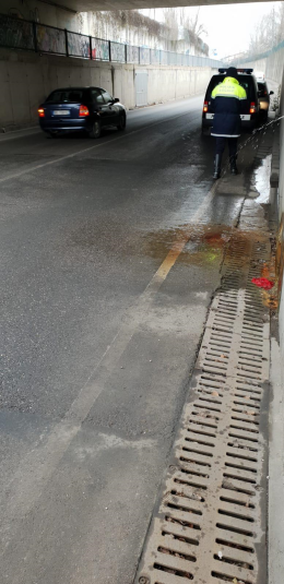 In via Pertini il sottopasso fa acqua