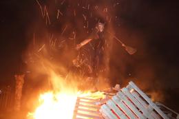 I falò del Brusavecia chiudono le feste