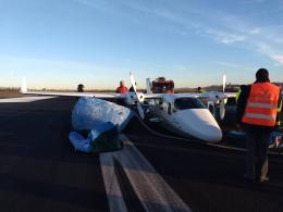Aereo atterra senza carrello, paura in pista a Bologna. Aeroporto chiuso per tre ore