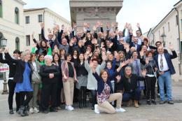 Ecco i 64 che sfidano la vecchia politica