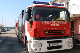 Perdita di vetro fuso e nube in paese: è innocua, tutto risolto