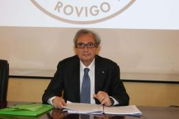 Medico sotto accusa per l’uso di Fb