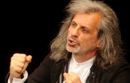 Arriva Bergonzoni con “Trascendi e sali”