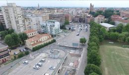 L'allarme: "Posteggiatori abusivi all'ex Di Vittorio"