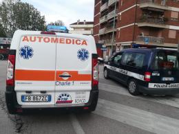 Trovata senza vita in casa, lutto in centro