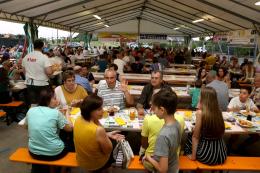 Il paese è una grande aia