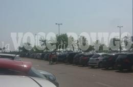 Parcheggiatori abusivi in ospedale
