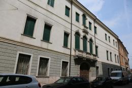 Un "fantasma" in città