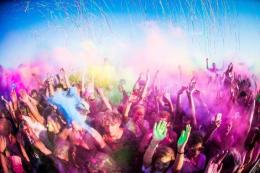 Il festival del colore per la prima volta a Rosolina Mare