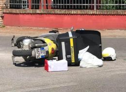 Schianto al Volto, a terra un postino