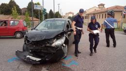 Schianto sul ponte dei frati, auto distrutte