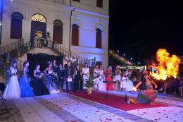 Sfilano i bimbi, è subito magia