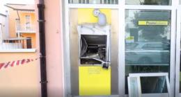 Assalto con esplosivo al Postamat nella notte