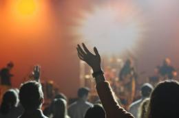 Musica alta, assessore "aggredita"