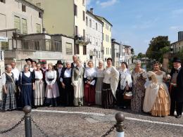 Arriva la Rai! Costumi d'epoca e sorrisi!