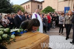 "Eri il nostro 10. Ora giochi lassù"